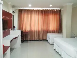 Hotel Madinah