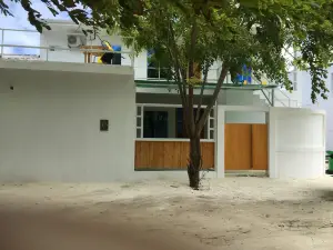 Moodhu Surf House