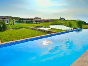BlackSeaRama Golf & Villas
