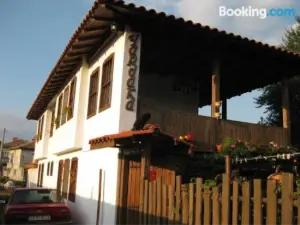 Chardaka Guest House