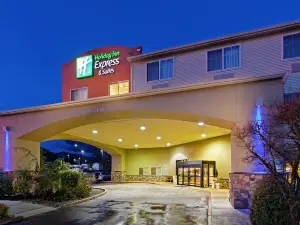 Holiday Inn Express & Suites Canyonville