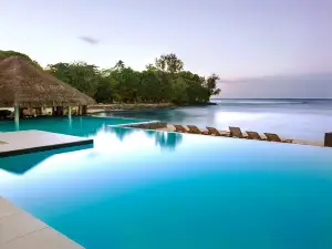 瓦努阿圖海灘度假村飯店