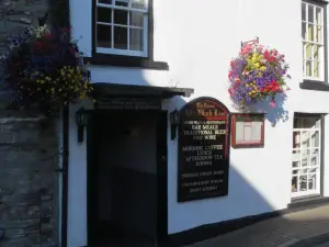 The Old Black Lion