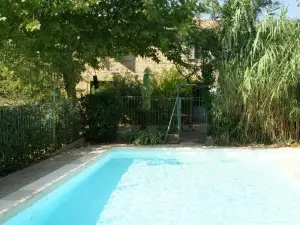 Mas Blauvac Avec Piscine, Entre Uzes Pont du Gard