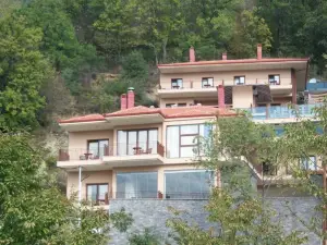Hotel Athina