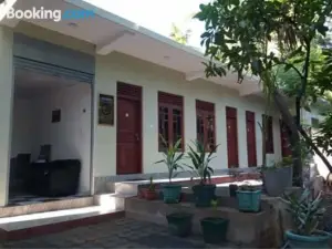 Dinimuthu Rest Inn