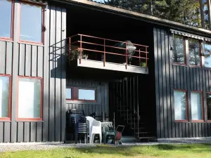 Apartment Steinsgård-Maura