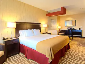 Holiday Inn Express & Suites Cotulla by IHG
