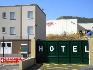 Cit'Hotel Restaurant du Bowling de Millau