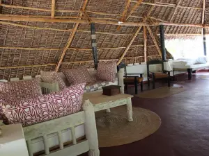 Villa Close to The Beach