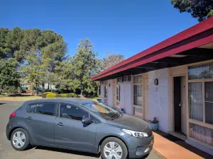 帕克斯阿波羅汽車旅館