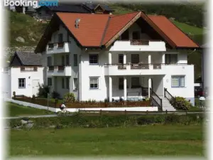 Klara Appartements
