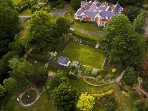 Arcoona Manor