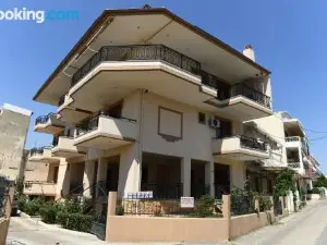 4 Seasons Luxury Apartments