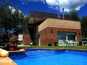 Can Vinyals Holiday Home