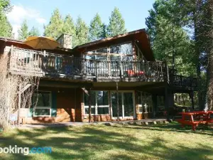 Falcon Cabin