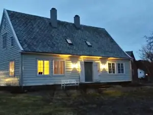 Nicoll-Huset