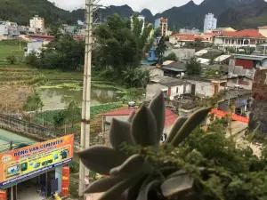 Ma Pi Leng Hotel