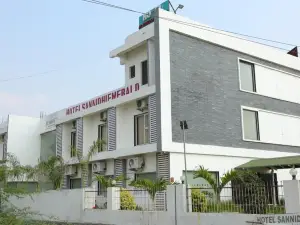 Hotel Sannidhi Emerald