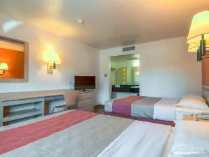 Motel 6 Pomona, CA - Los Angeles