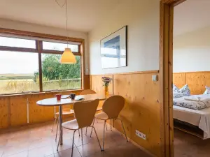 Brekkulækur Guesthouse