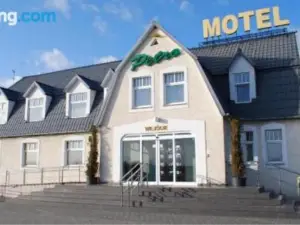 Motel Petro