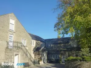 Santo's Higham Farm Hotel