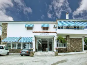 제니오스 포트 마리나 호텔