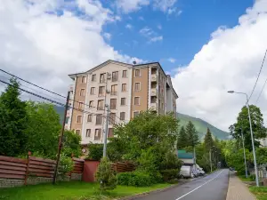 More Apartments na Turchinskogo 19A - 1