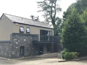 Holiday Home on Farnham Estate