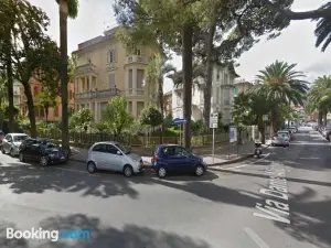 Dante Flexyrent Apartment