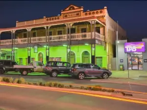 Albion Hotel