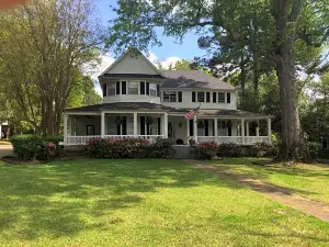 Huffman House Bed & Breakfast