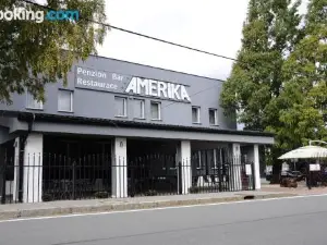 Restaurace a Hotel Amerika