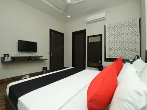 Capital O 42033 Hotel Umrao Inn