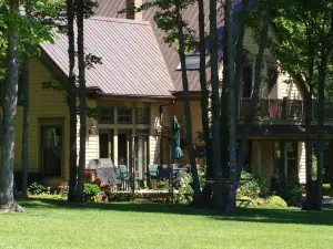Cavendish Maples Cottages