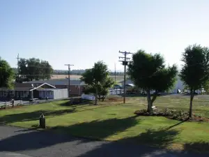 Rim Rock Motel