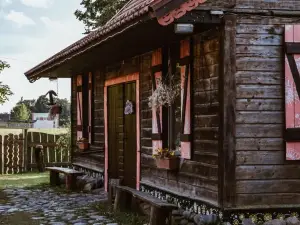 Sunny Nights Homestead Rustic House