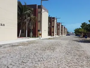 Apartamento na Praia do Morro Branco - CEARÁ - MB06101