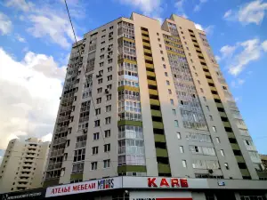 Maksim Apartments