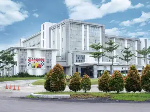 Lorin Sentul Hotel