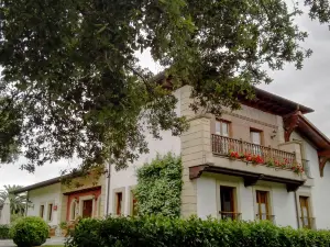 Hotel Posada la Robleda
