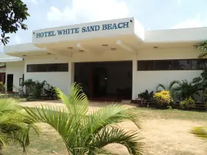 白沙灣海灘旅館