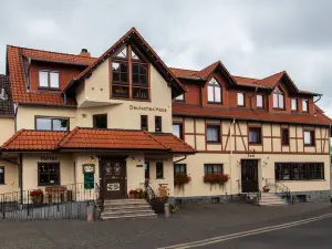 Deutsches Haus Hotel Restaurant Gastwirtschaft Biergarten am Radweg Bermuthshain