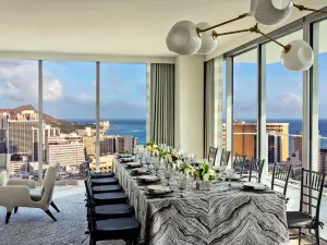 The Ritz-Carlton Residences, Waikiki Beach