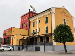 Hotel Blue Ribbon