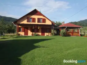Hanga Apartments
