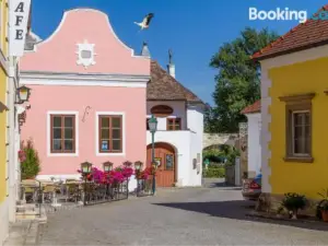 Unser Rosa Haus für Sie