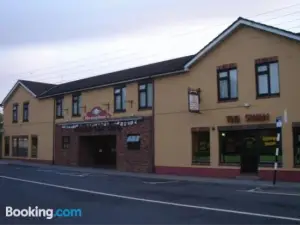 Monaghans Harbour Hotel