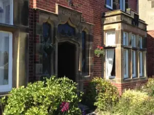 Lee-Side B&B
